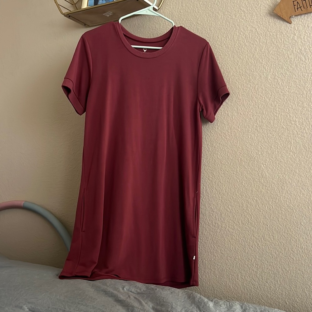 simple red t-shirt dress